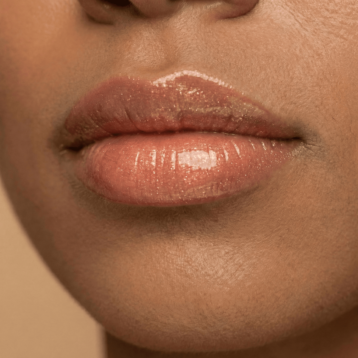 Mineral Lip Glazing Gloss