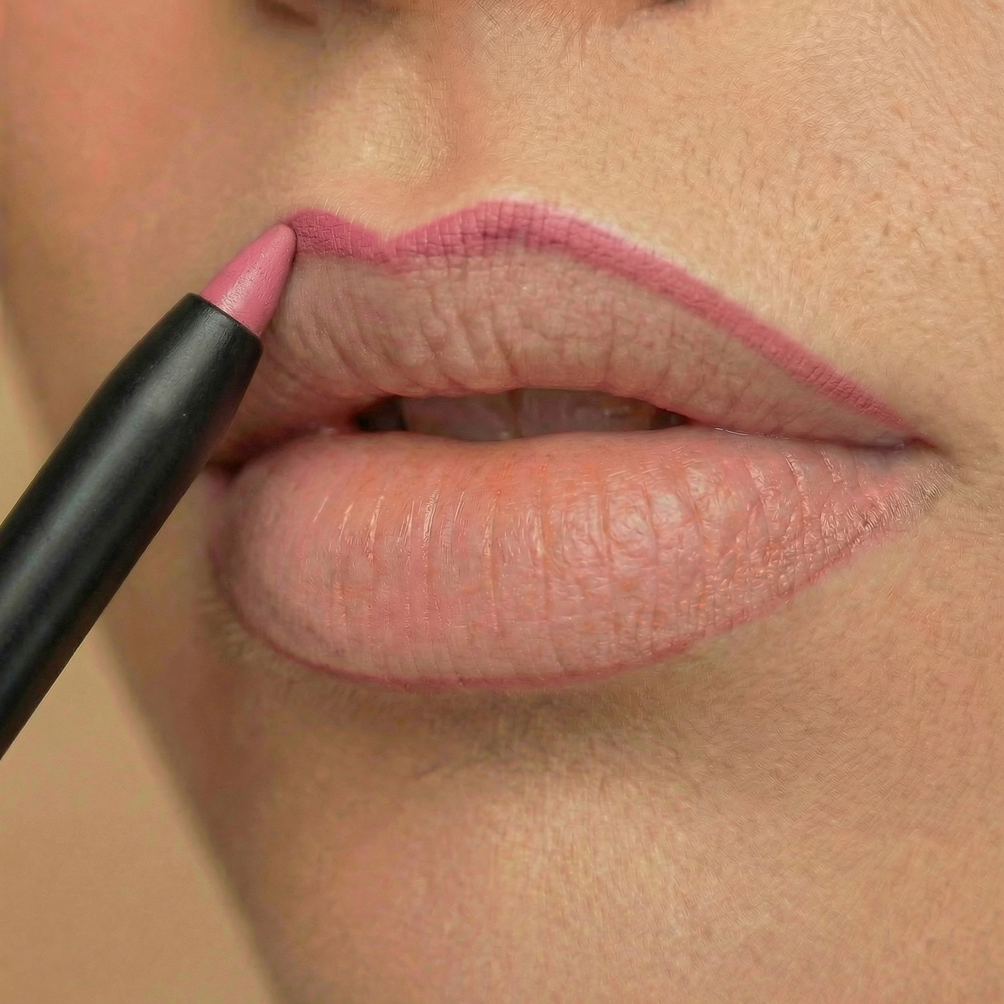 Mineral Lip Definer