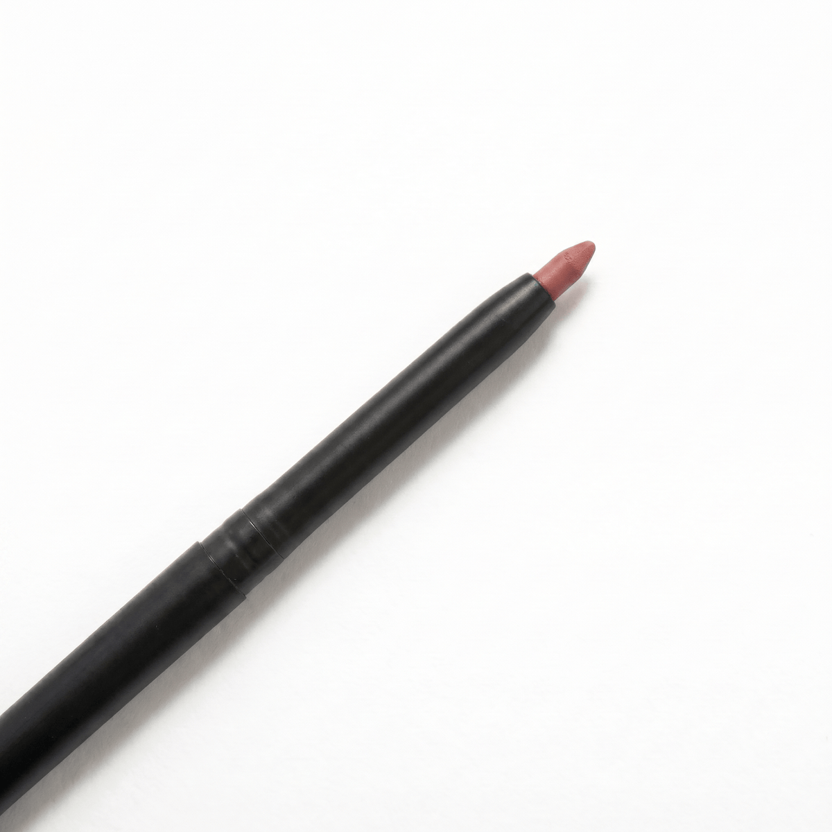 Mineral Lip Definer