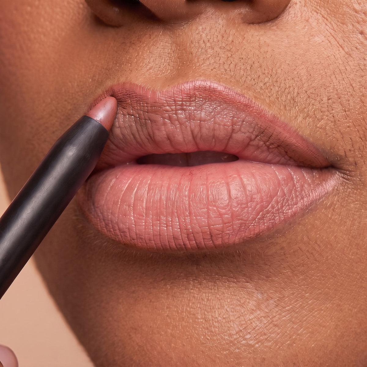 Mineral Lip Definer